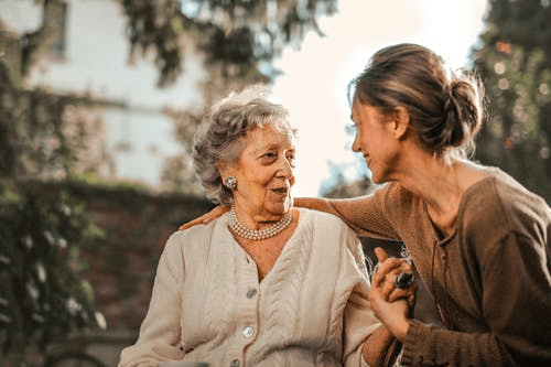 Four Warning Signs an Elderly Parent Is Being Scammed. Four Warning Signs an Elderly Parent Is Being Scammed.